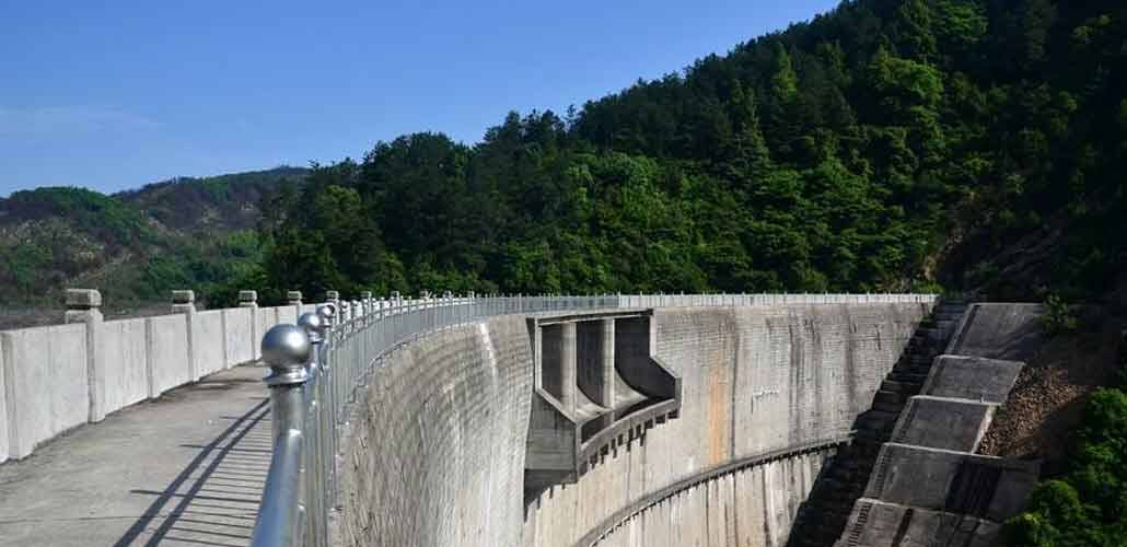 1542093399145036.jpg dam.jpg