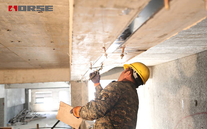 Reinforce concrete beam with prestressed carbon fiber plate Reinforce concrete beam with prestressed carbon fiber plate