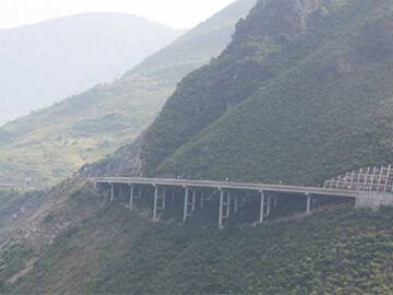 Yunnan provincial highway maintenance and reinforcement project