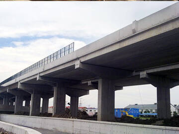 Lu Pan River Bridge - pre-stressed CFRP laminate reinforcement